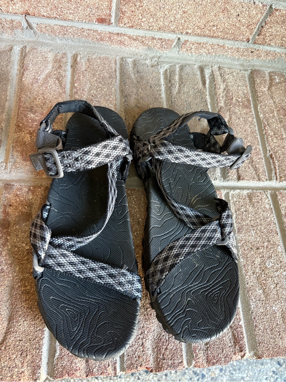 Women's The North Face sandals, size 9